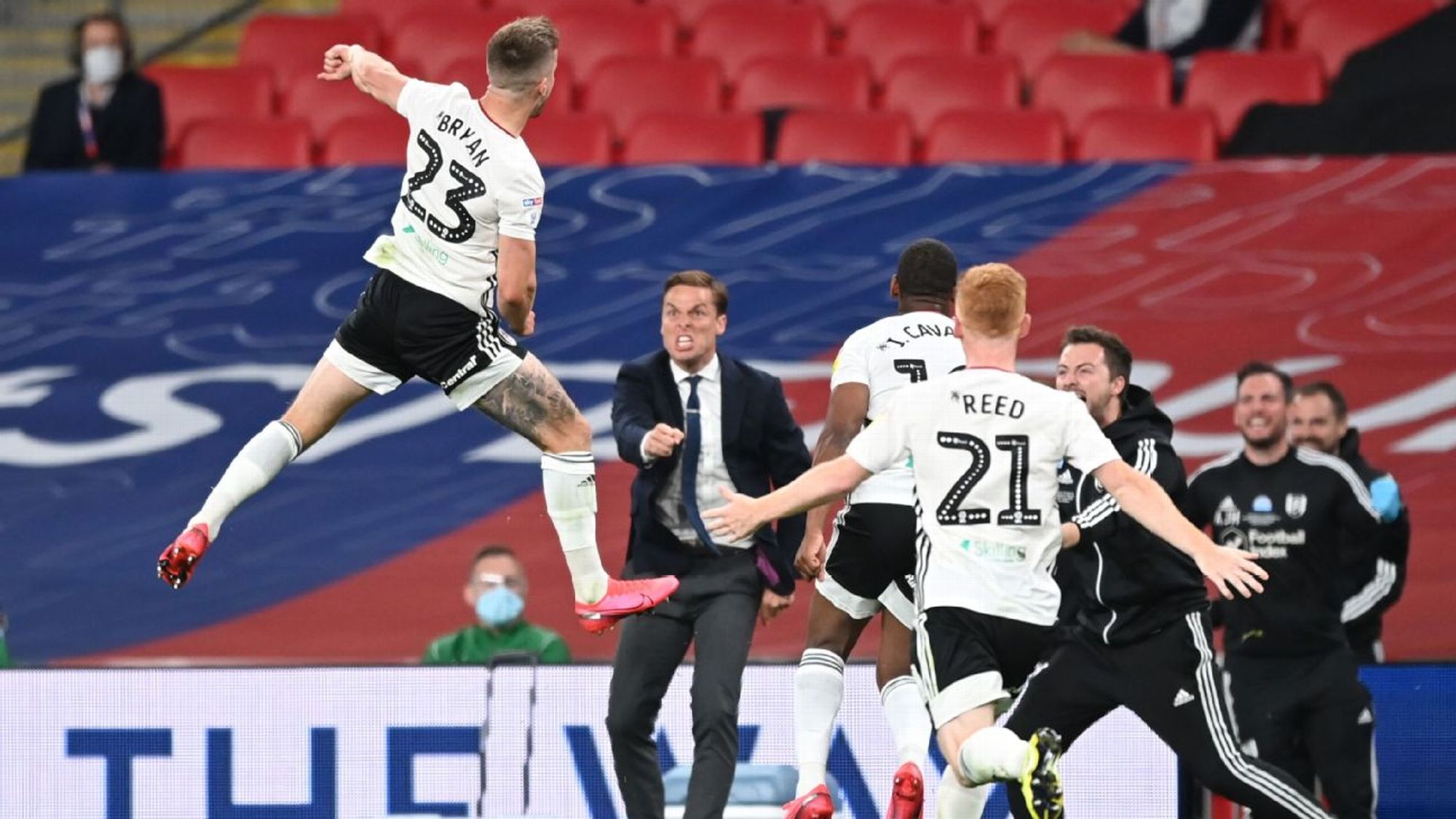 一方面依靠 一方面依靠